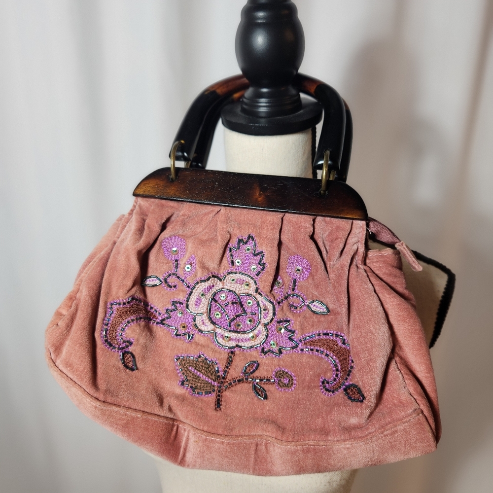 Avon Pink Faux Suede Wooden Handle Bag Purse 2005 w/Floral Beads and Embroidery